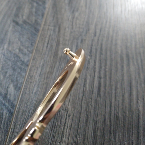 Elegant Gold and Tan Women's Belt - Picture 9 of 11